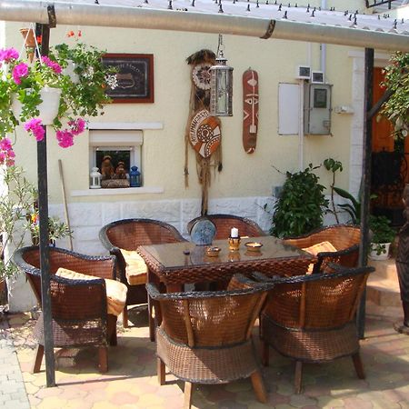 Holiday Vendeghaz Es Szabadidokert Jardanhaza Exteriör bild