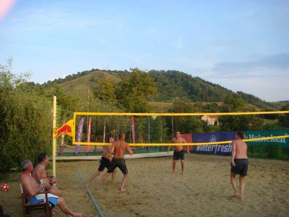 Holiday Vendeghaz Es Szabadidokert Jardanhaza Exteriör bild